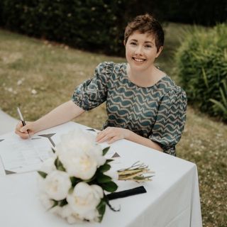 Victoria Thomas 